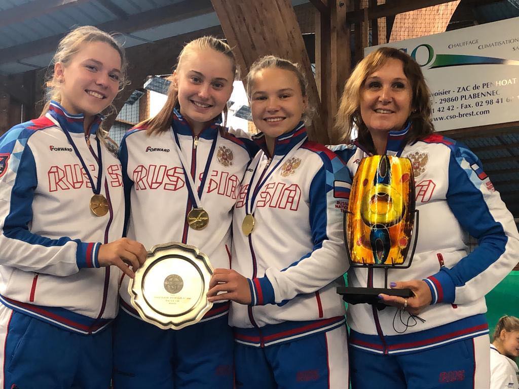 Кудерметова Полина завоевала "золото" на турнире во Франции