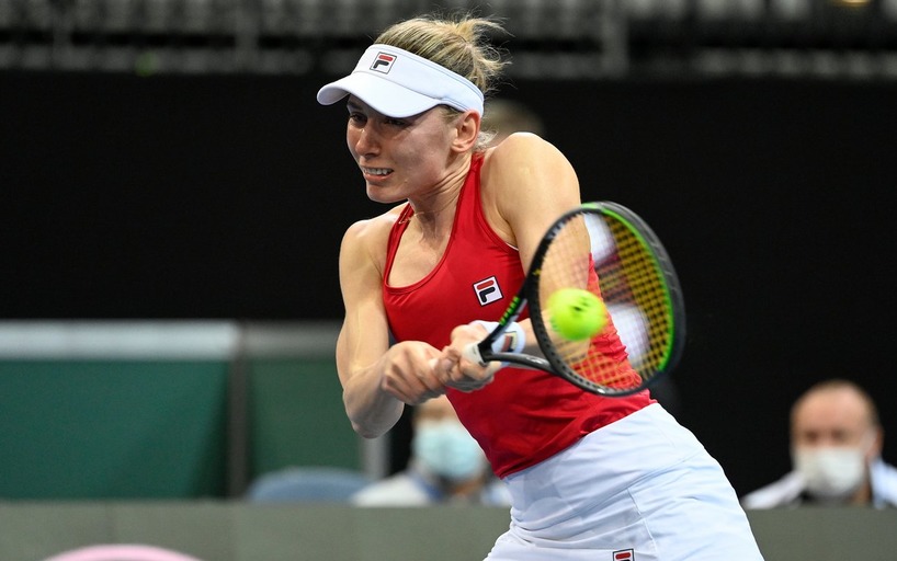 Екатерина Александрова вышла во второй круг турнира в Сиднее